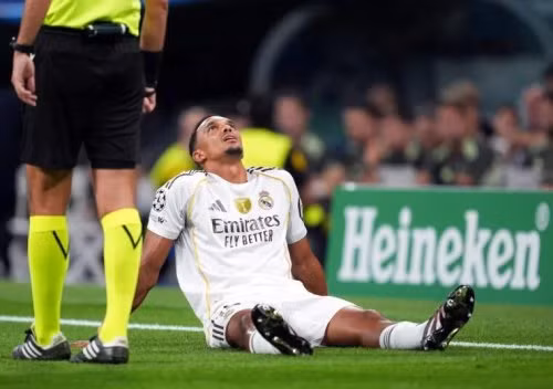 Trent Alexander-Arnold chấn thương nghiêm trọng ngay trong trận ra mắt Champions League cho Real Madrid