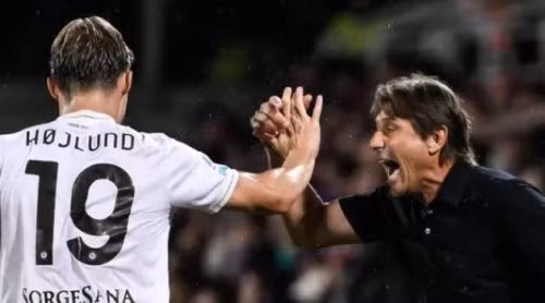 Allegri so tài chiến thuật với Conte
