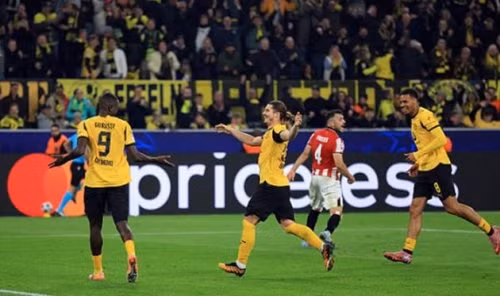 Brandt và Guirassy giúp Dortmund thắng đậm Bilbao