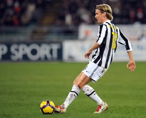 👎 D. Luiz không phải đầu tiên: Những thảm họa đình đám nhất của Juve trong 15 năm 📉
